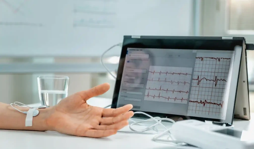 digital-health-patient-monitoring-care.jpg